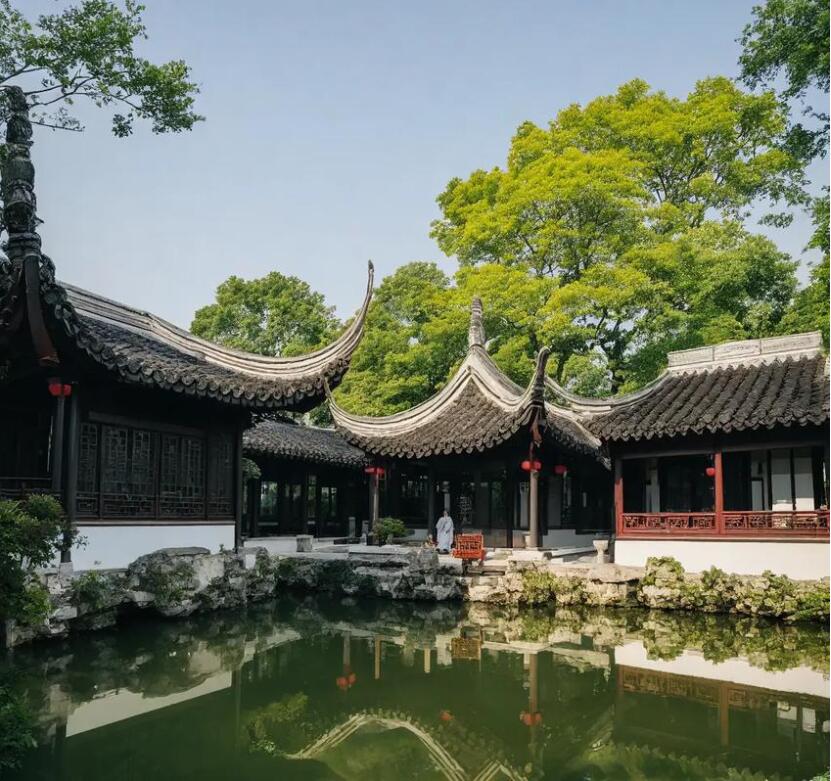 横　县沙砾土建有限公司