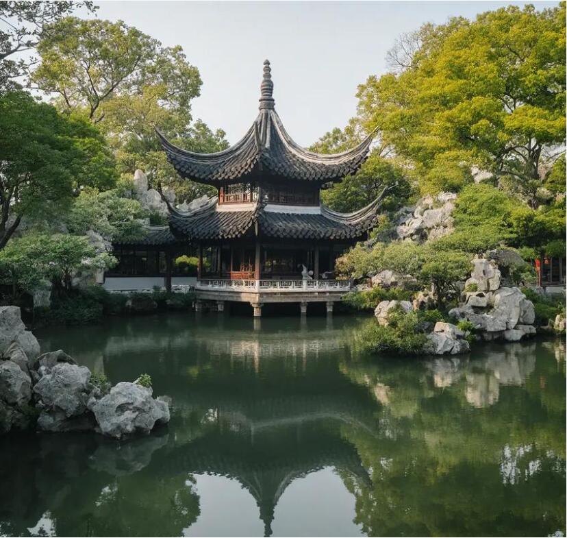 横　县沙砾土建有限公司